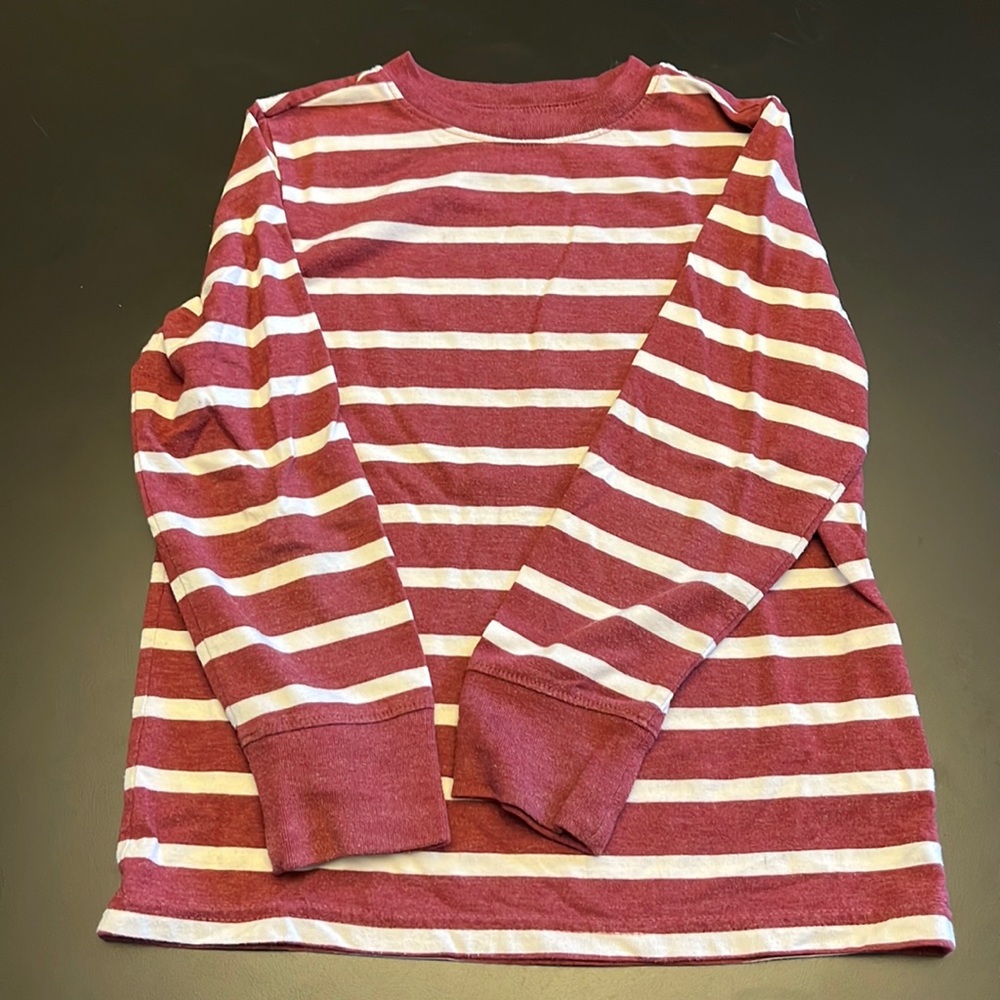 Cat & Jack Long Sleeved Tee - Small (6/7)